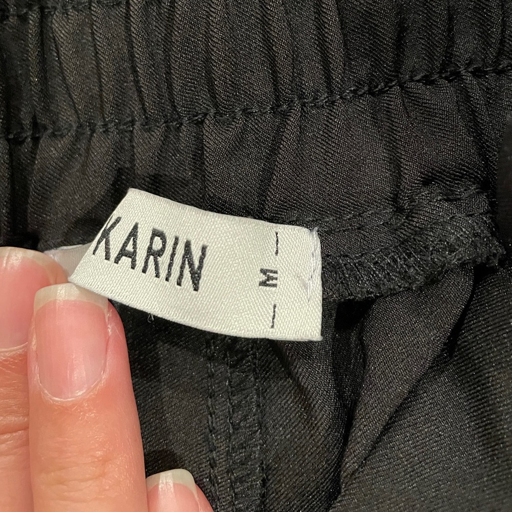 NWOT: Black MED joggers - Picture 5 of 6